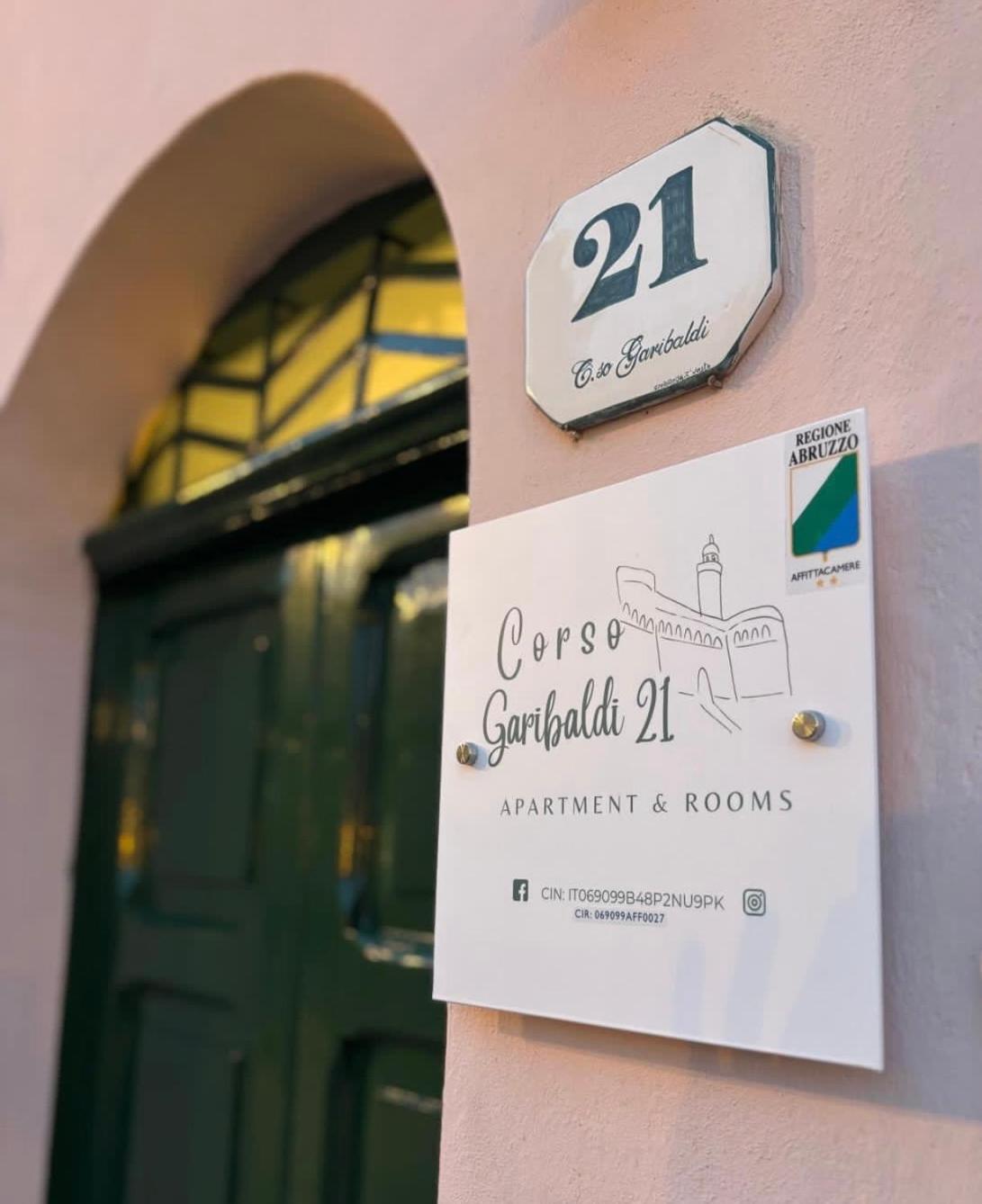 Corso Garibaldi 21 Apartment & Rooms Vasto Exterior photo